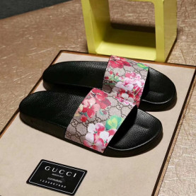 GUCCI 구찌 GG Blooms Supreme 꽃무늬 슬리퍼