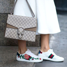 GUCCI 구찌 에이스 스니커즈 꽃자수 화이트