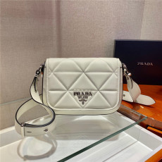 PRADA 프라다 플랩백 1BD283 2COLOR