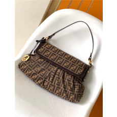 FENDI 펜디 호보백 F8333