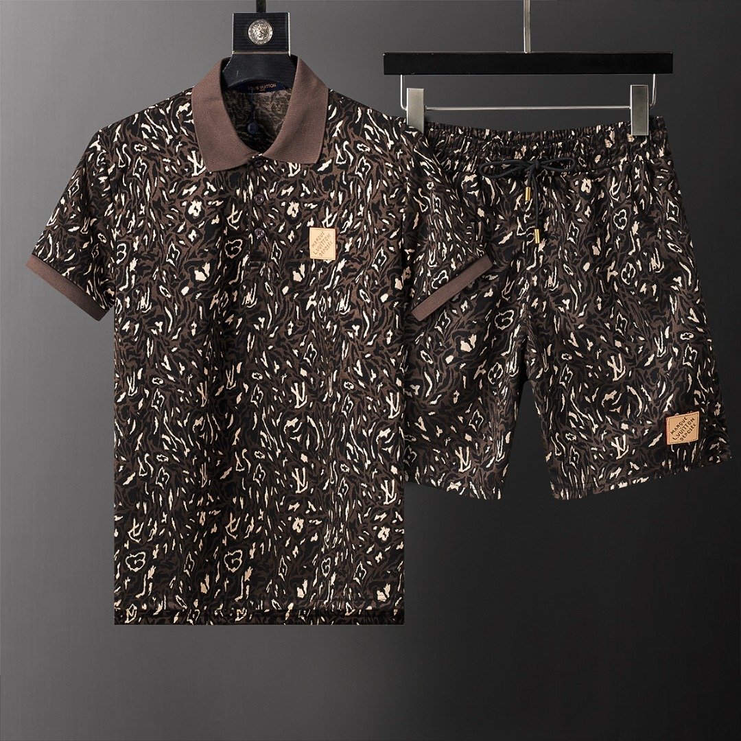 LOUIS VUITTON 루이비통 백로고세트 56