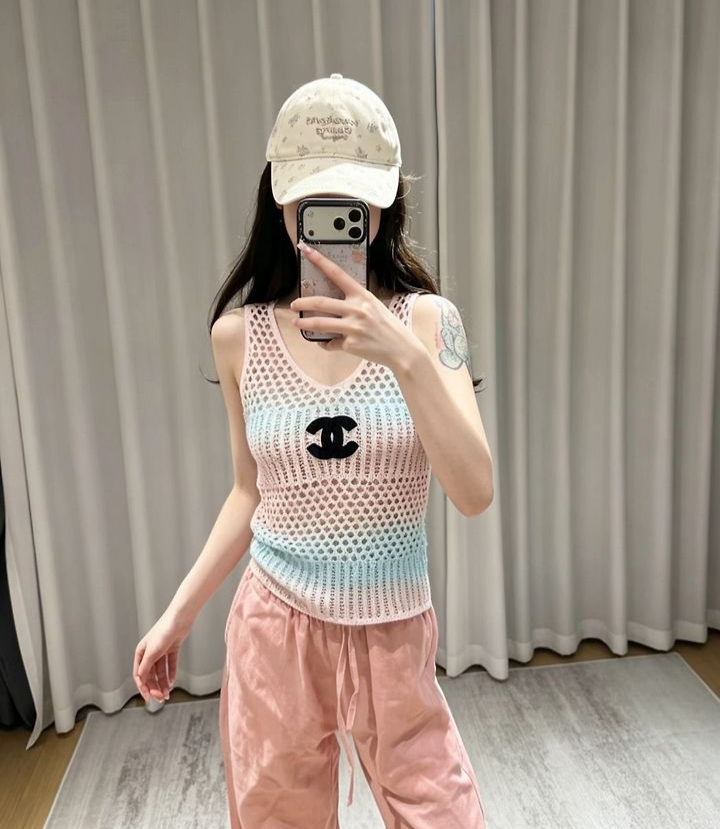 CHANEL 샤넬 1010 그라데이션 크로셰 니트 베스트 2COLOR