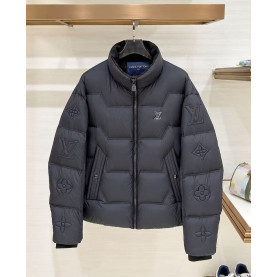 LOUIS VUITTON 루이비통 마트라세 모노그램 패딩 자켓